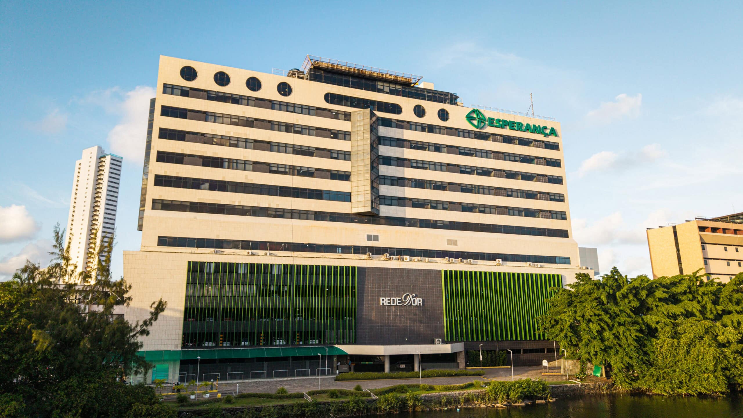 Fachada terrestre Esperanca Recife v2