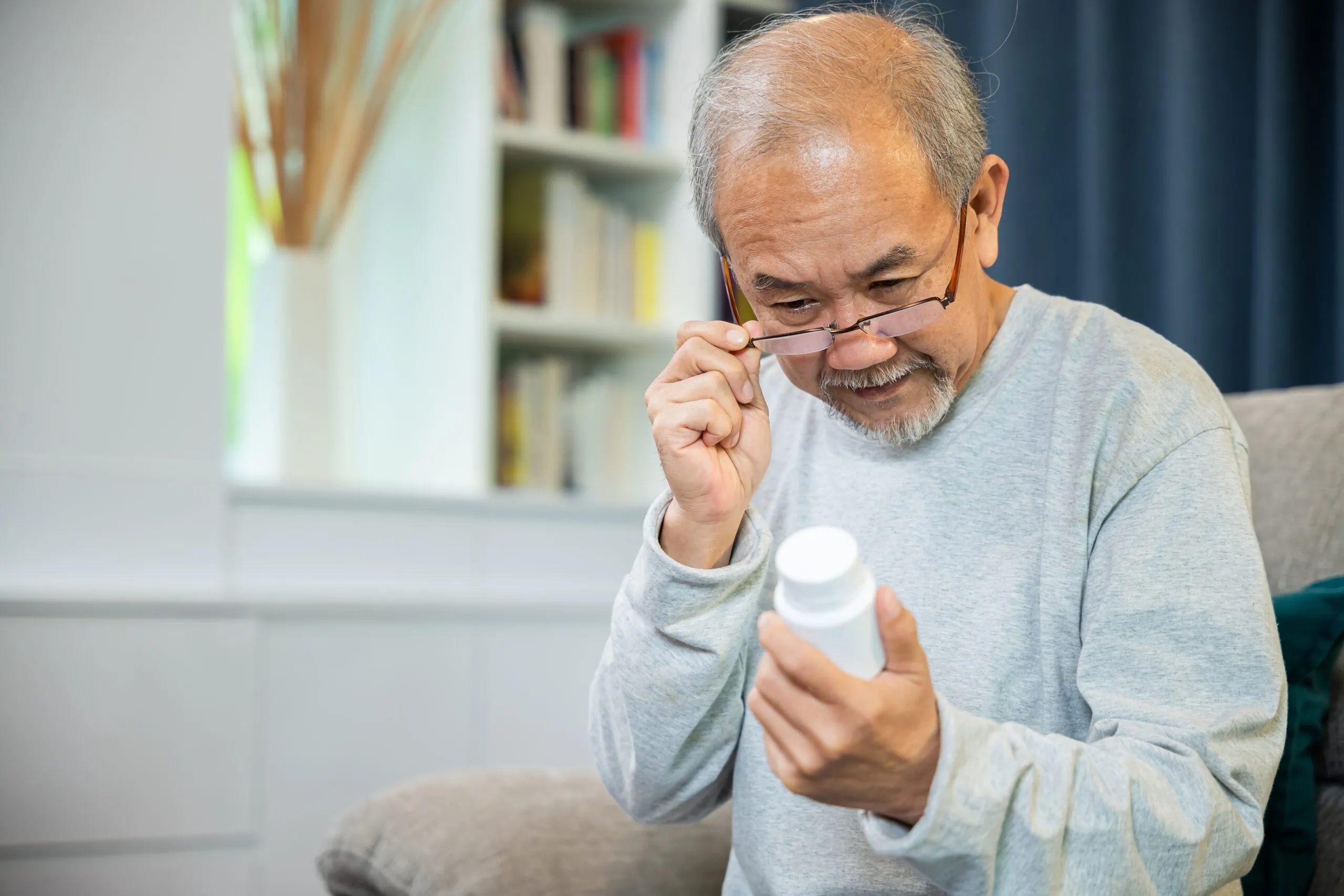 Asian,Old,Man,Buy,Herbal,Self,Cure,Rx,Pill,Online
