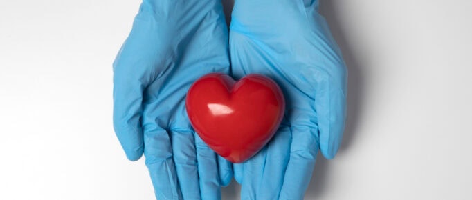 Os cuidados após o transplante são muito importantes. Contar com uma equipe médica qualificada faz a diferença.